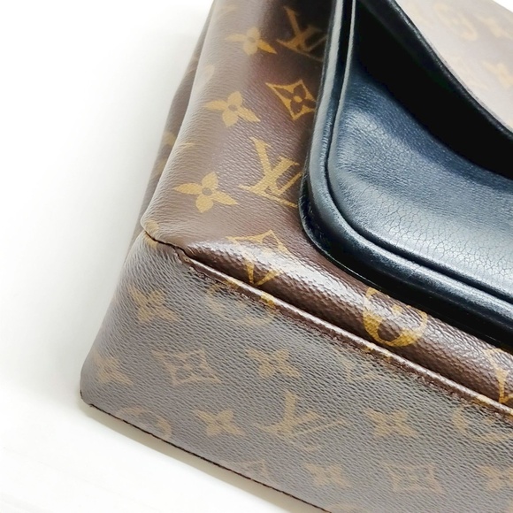 LOUIS VUITTON - Marignan Brown Hand Bag R1.329 - Picture 5 of 10